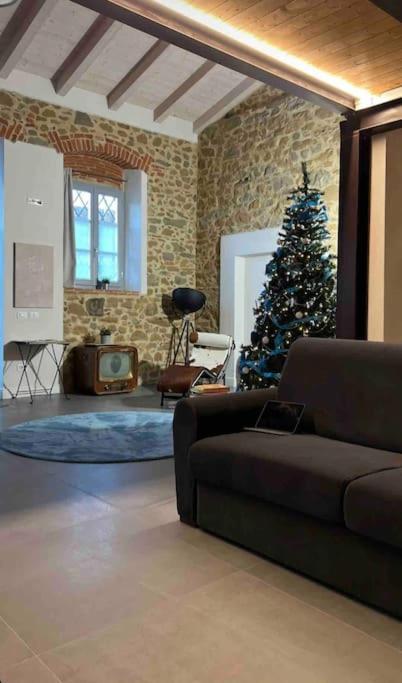 Апартаменты Loft Officina Di Leonardo Nel Centro Di Винчи Экстерьер фото